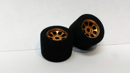 H&R Racing HR1130 Nascar GOLD Wheels, 27mm x 18mm Fish Foam Tires