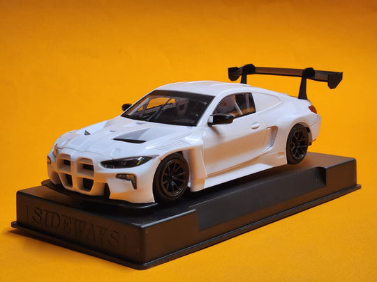 Sideways SWCAR09K BMW M.4 GT3 White Kit
