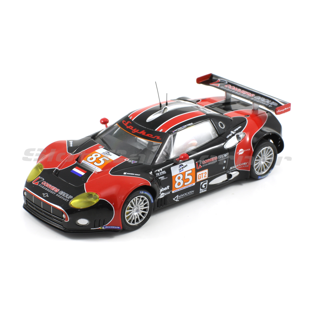 Scaleauto SC-6075R Spyker C8 Laviolette GT2R No. 85, red, black and silver livery, front left three-quarter view