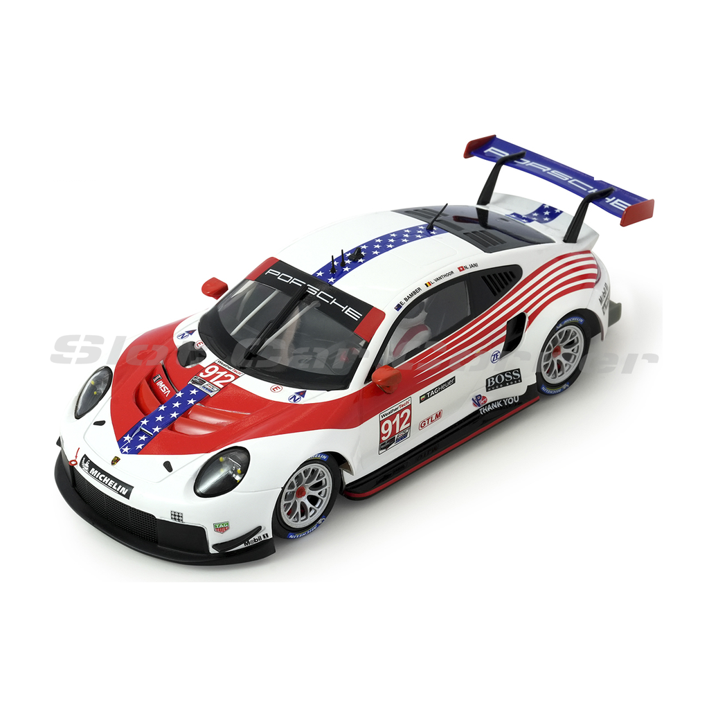 Scaleauto SC-6296R Porsche 911 (991.2) GT3 RSR No. 912, white, red and blue livery, front three-quarter view